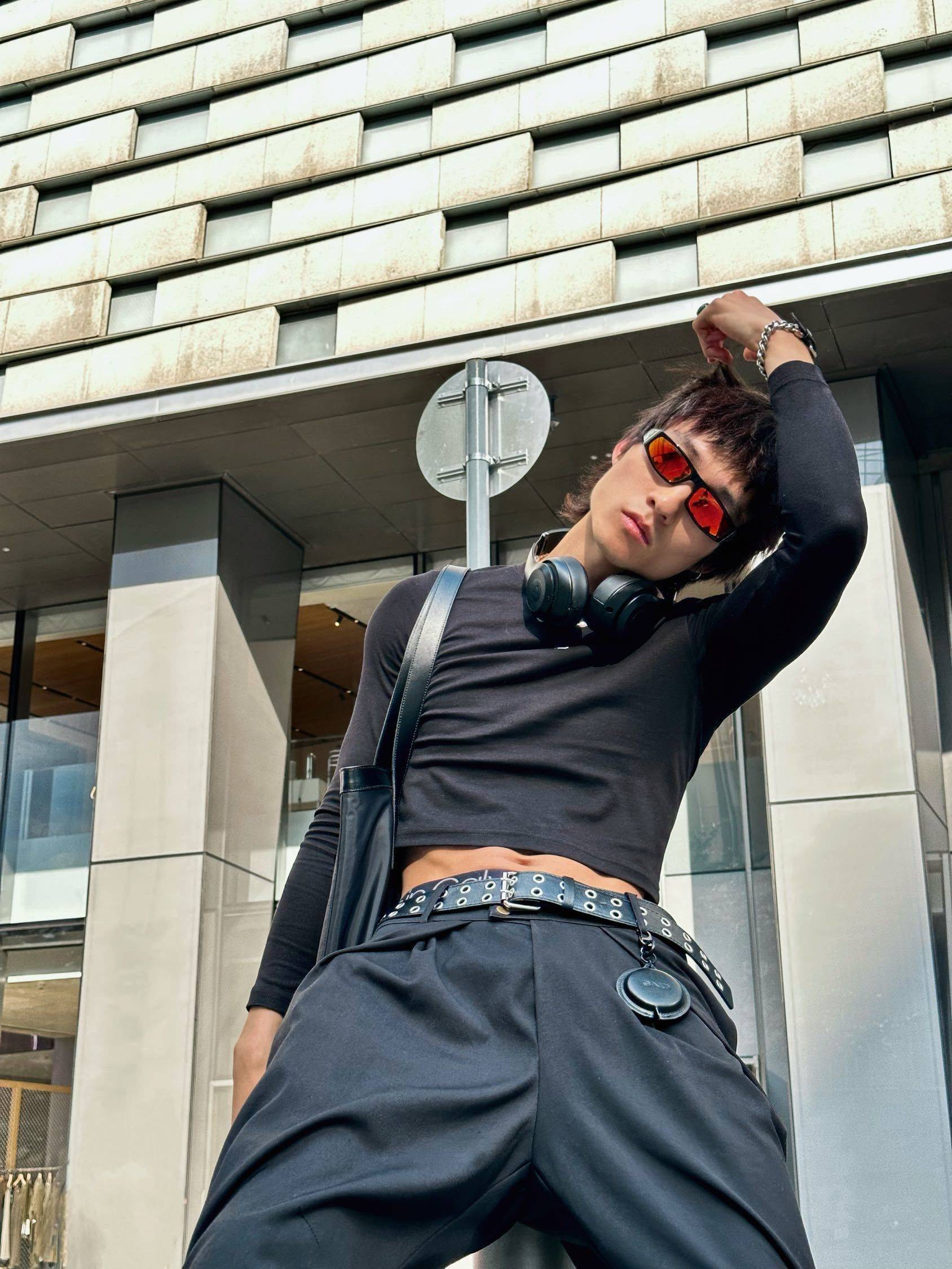 深圳蹲时尚弄潮儿室友_1