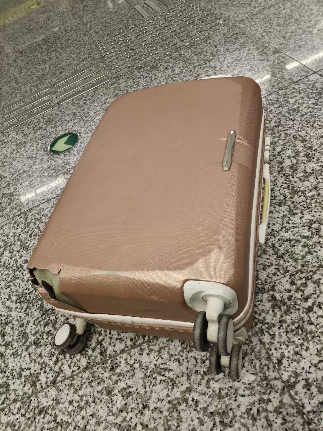 谢谢陪伴，不念再见_1