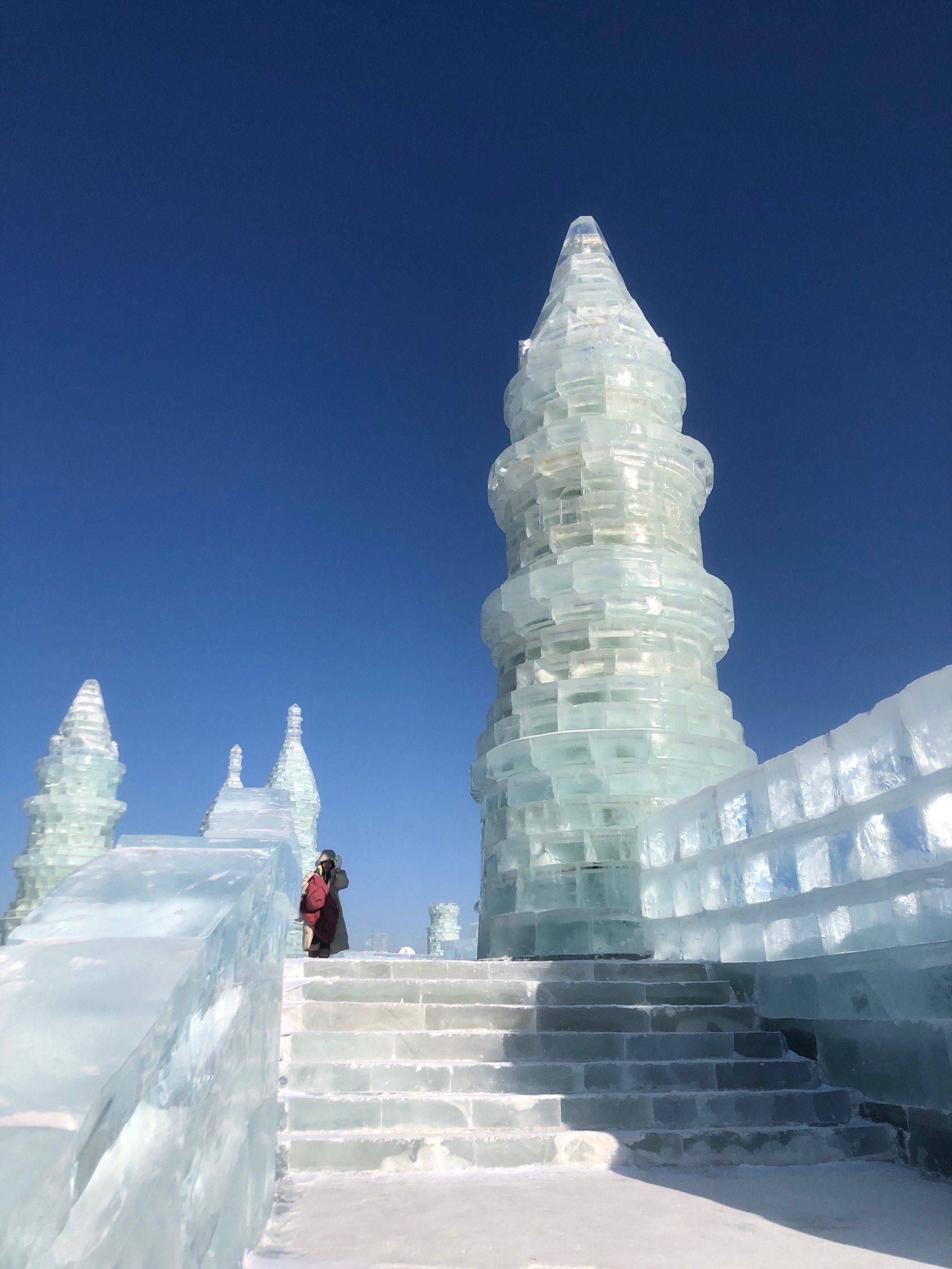 白天的哈尔滨冰雪大世界更精彩_2