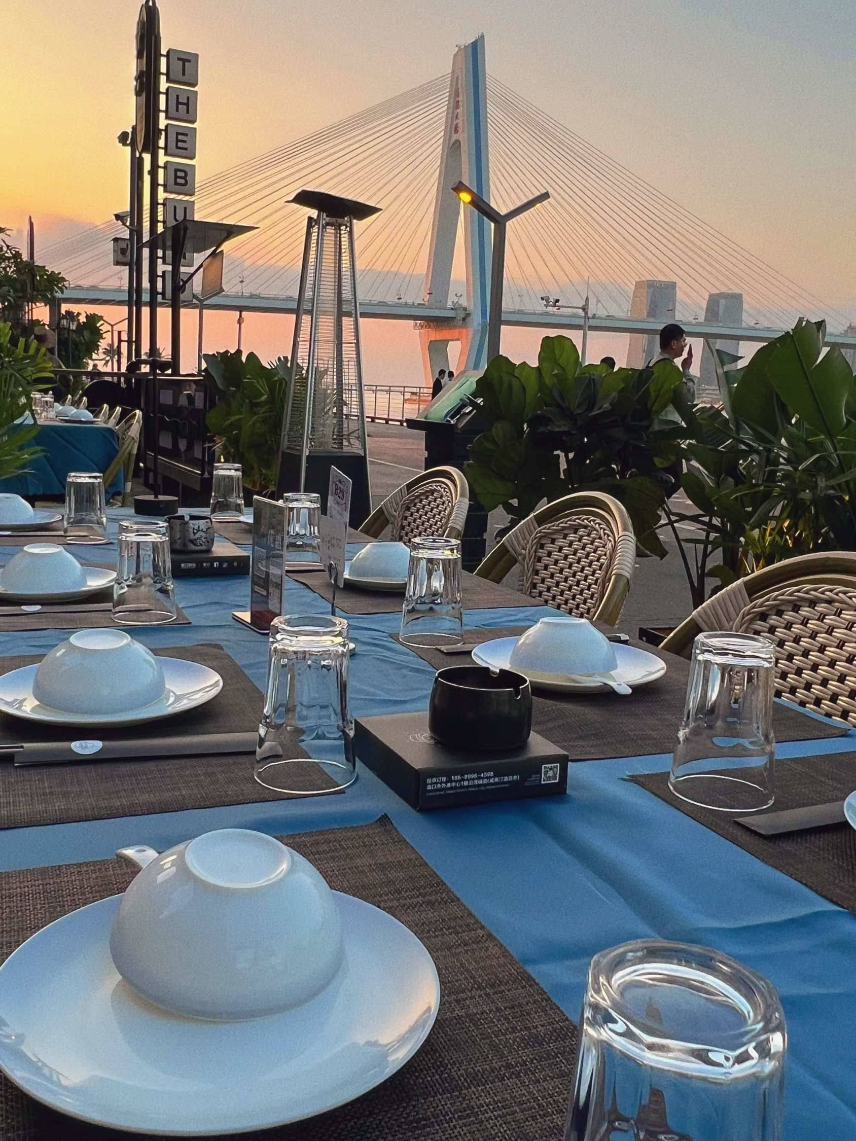 有趣的灵魂在追赶日落_1