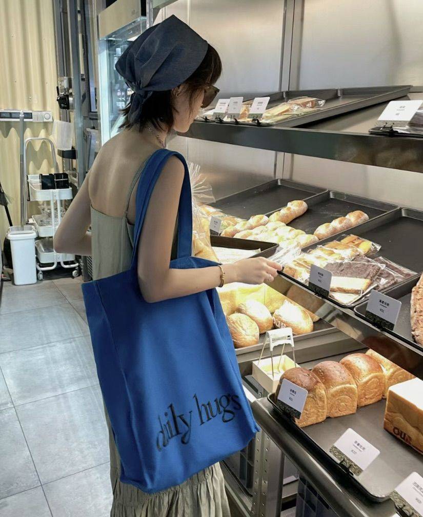 有房找女室友，距人广4公里！