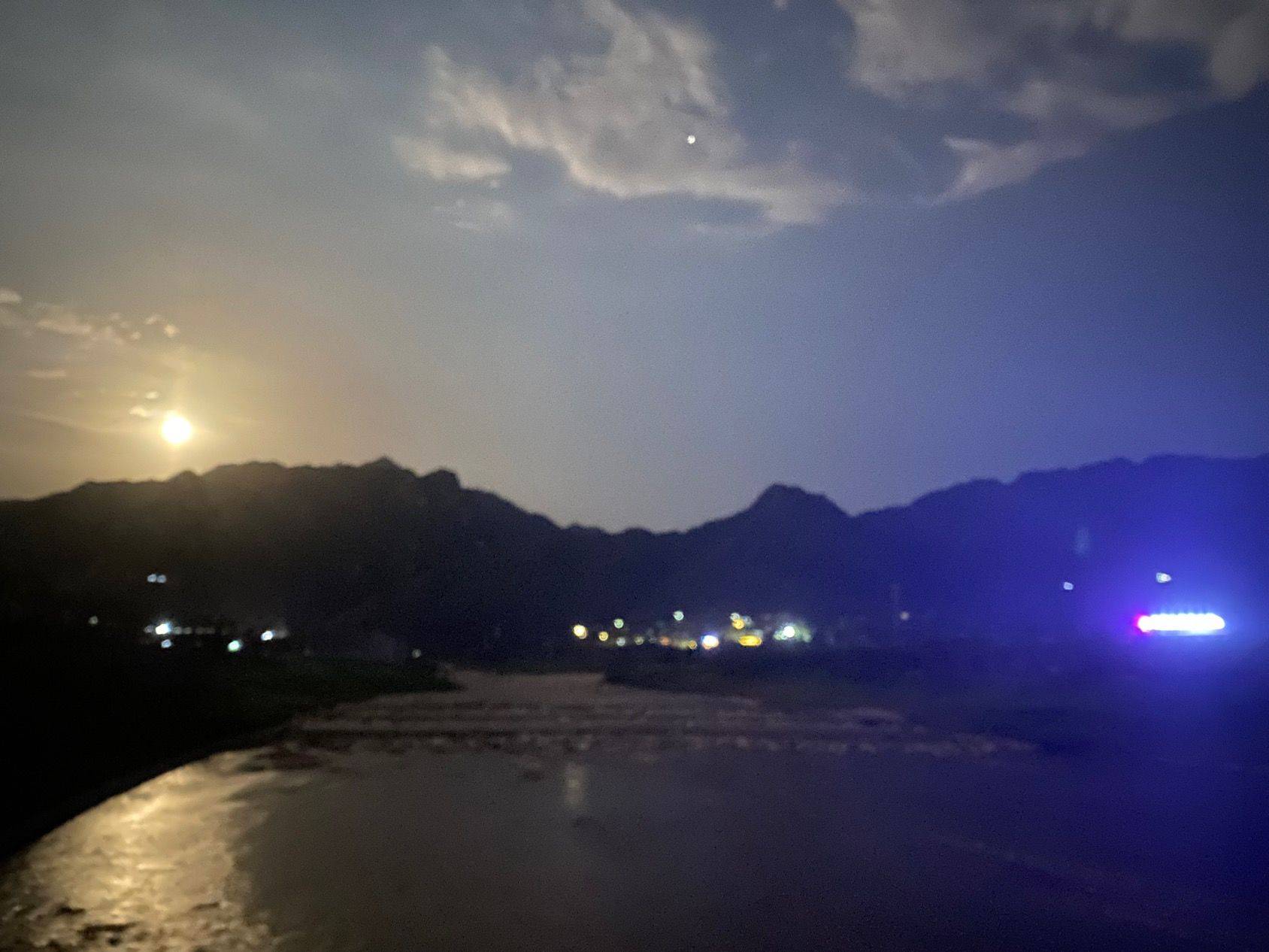 三月烟花上古都_1