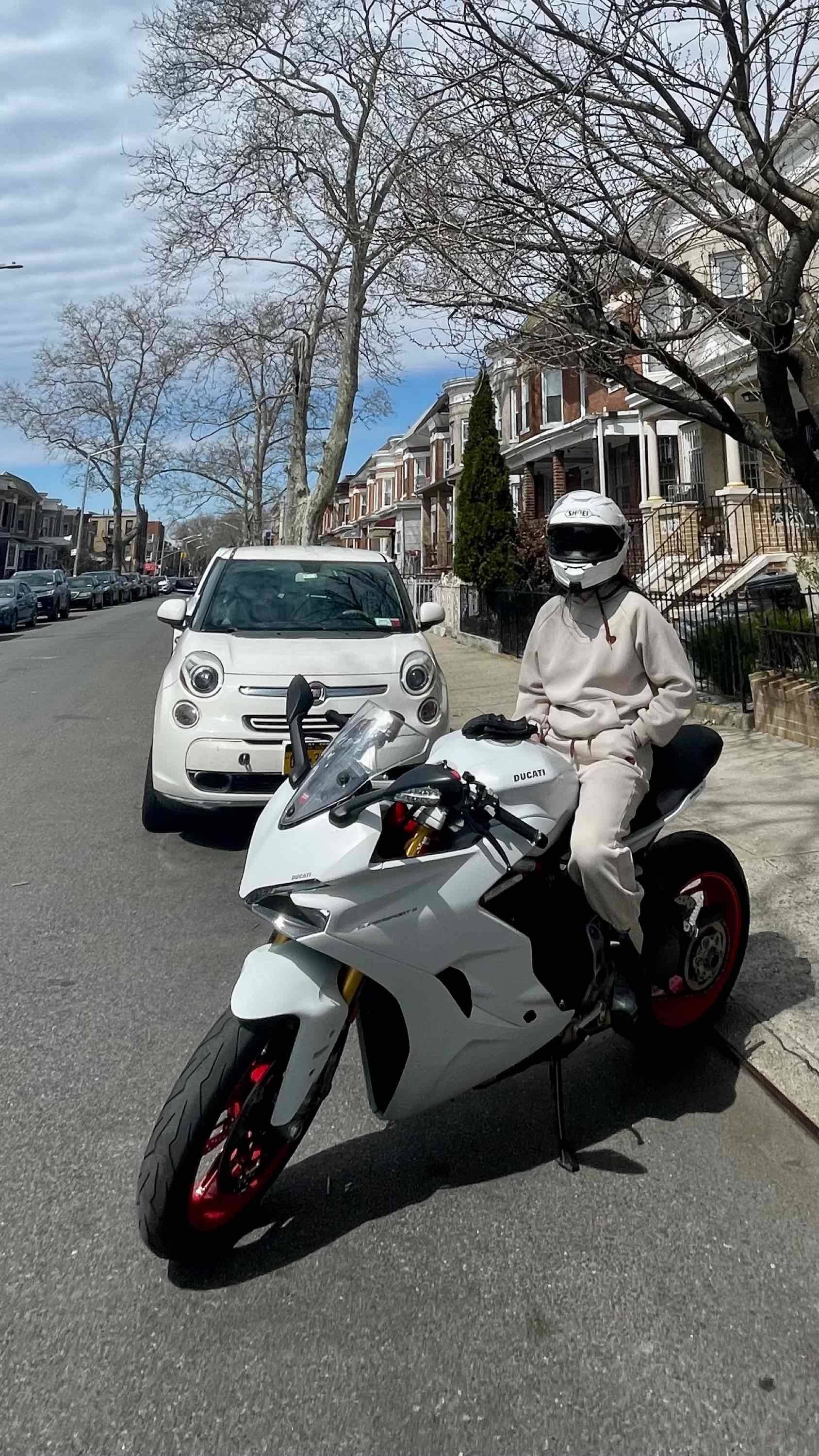 It’s the best season for riding！🏍️
