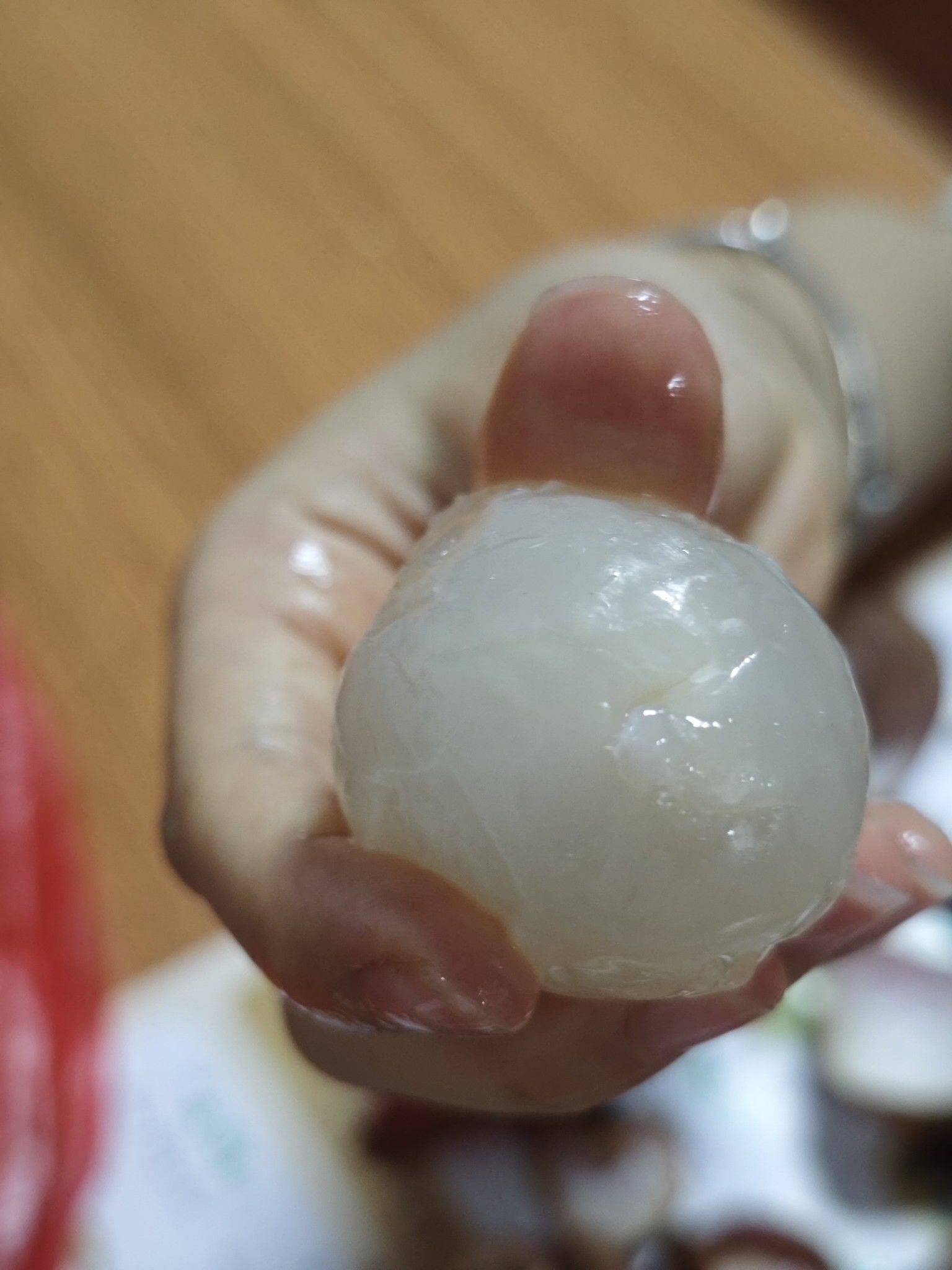 一骑红尘妃子笑