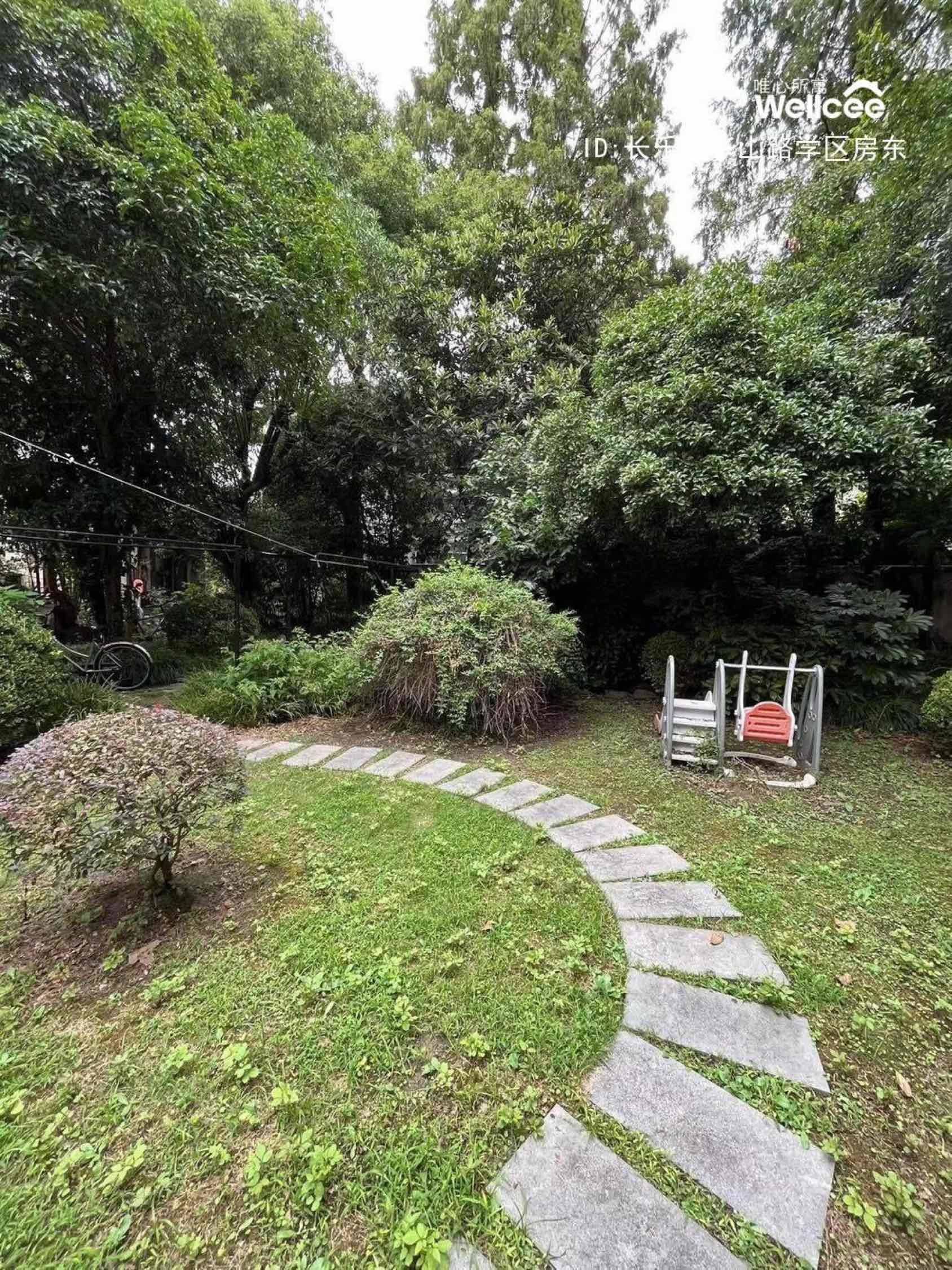 你有在上海市中心见过如此漂亮的花园吗？