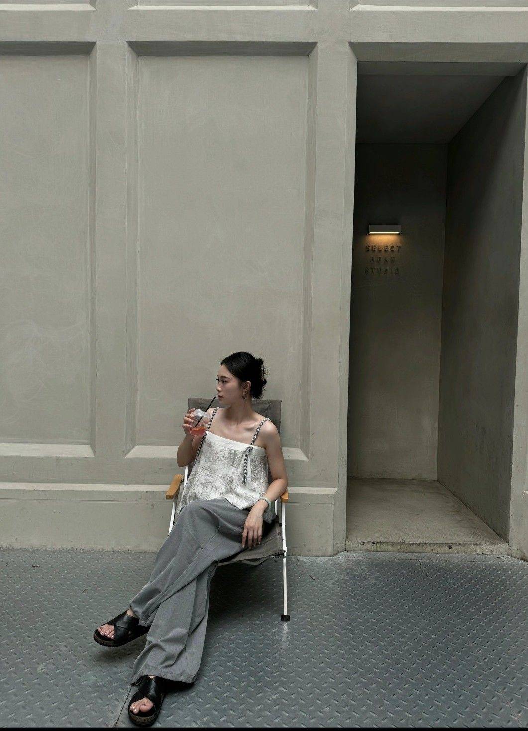 休闲时刻，风都是自由的～ 在线蹲室友 