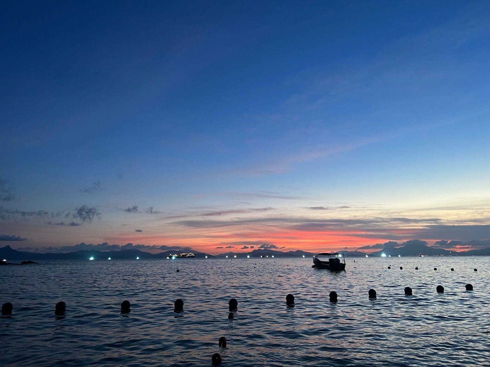 深圳海边的夕阳是真的好看
