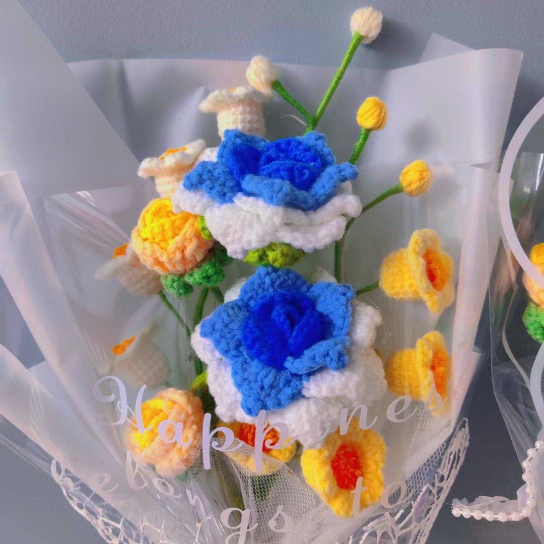 今年的花格外不一样呢 在线蹲室友 _1