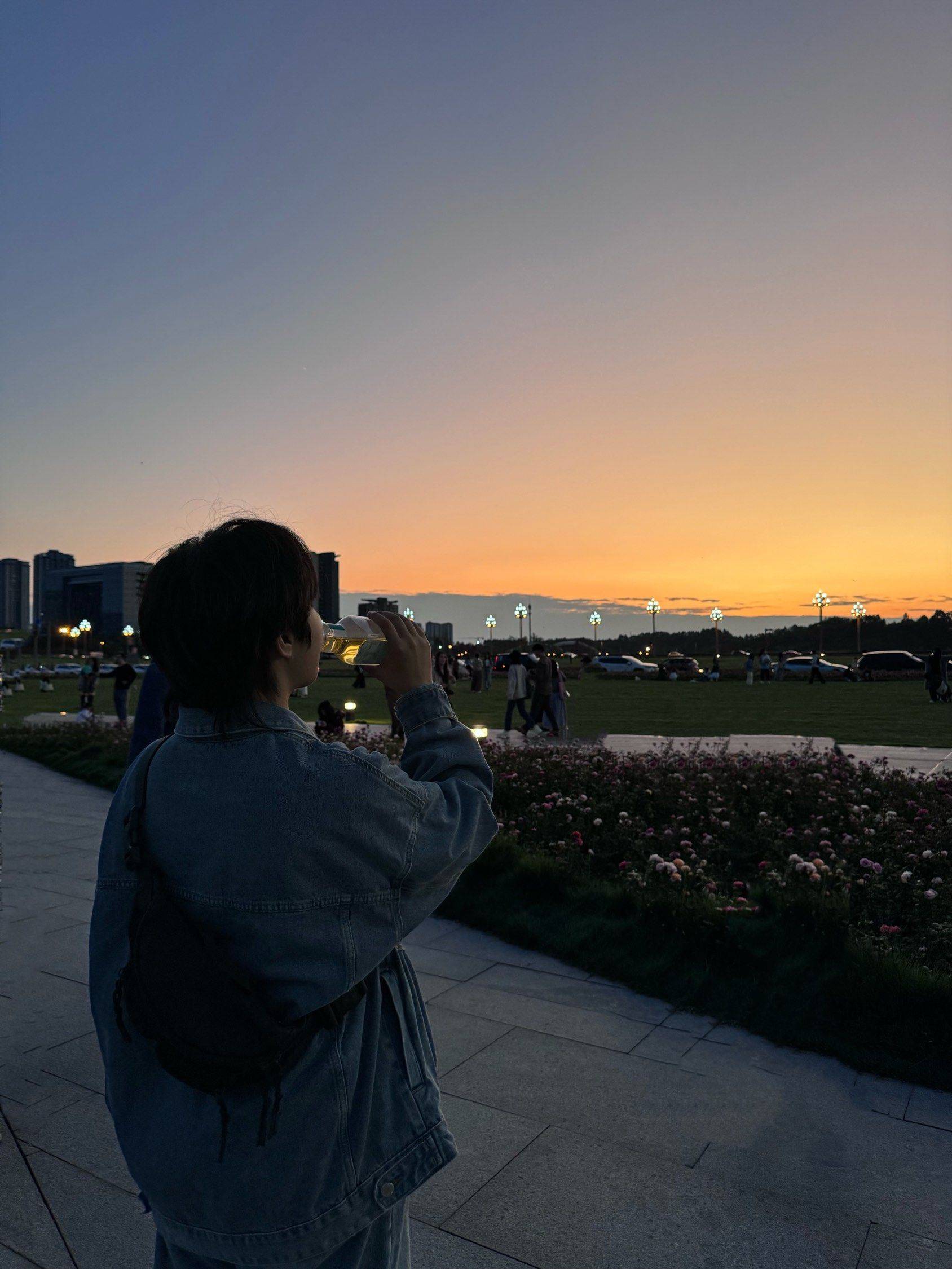 看最美的夕阳🌇