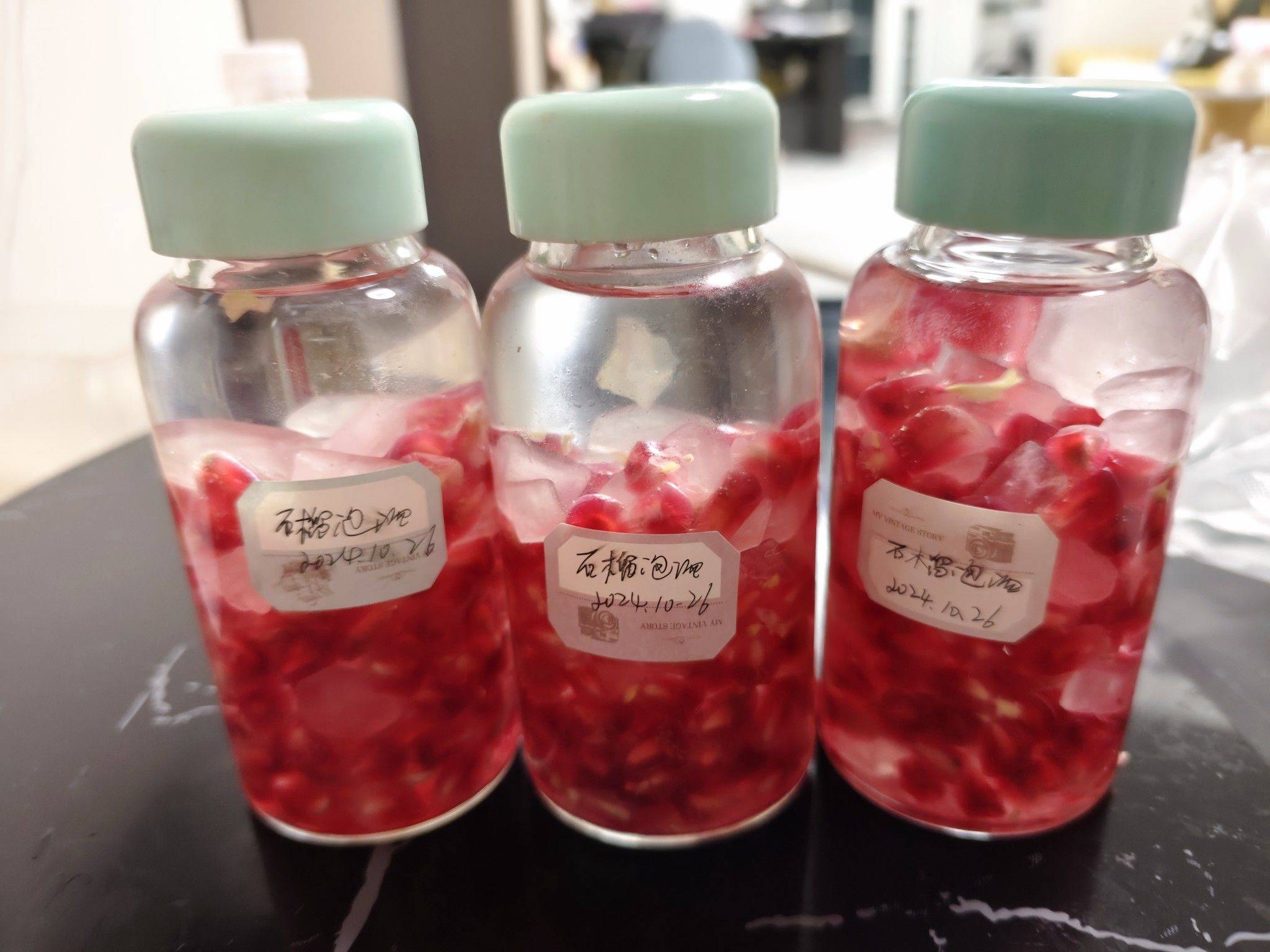 酒柜里的新成员～ 水果泡酒 记录吧就