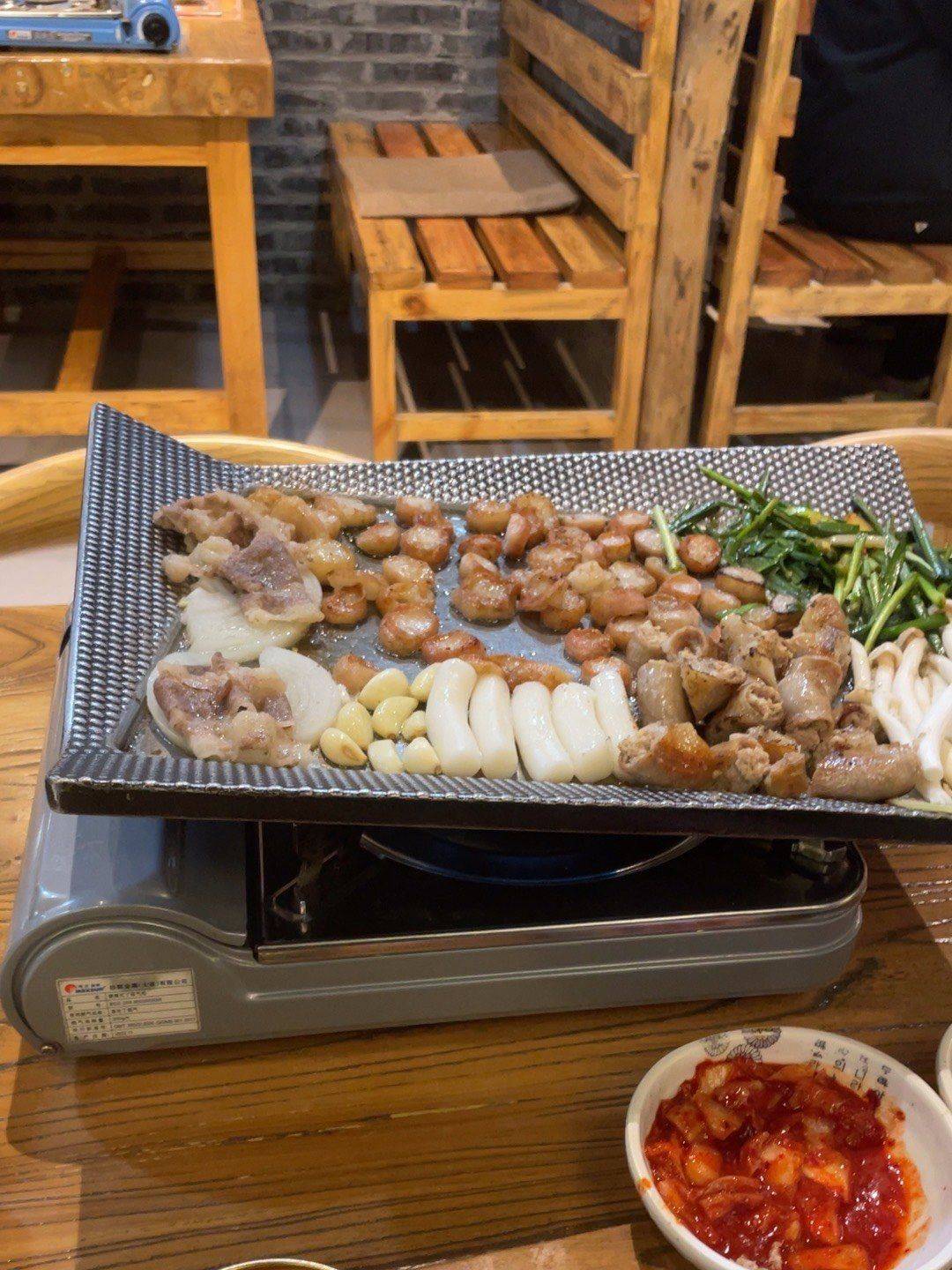 好吃😋 在线蹲室友  找搭子 