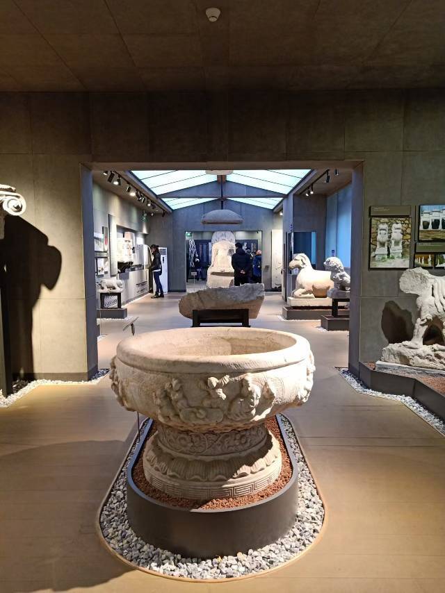 五塔寺石刻博物馆。白石桥_1