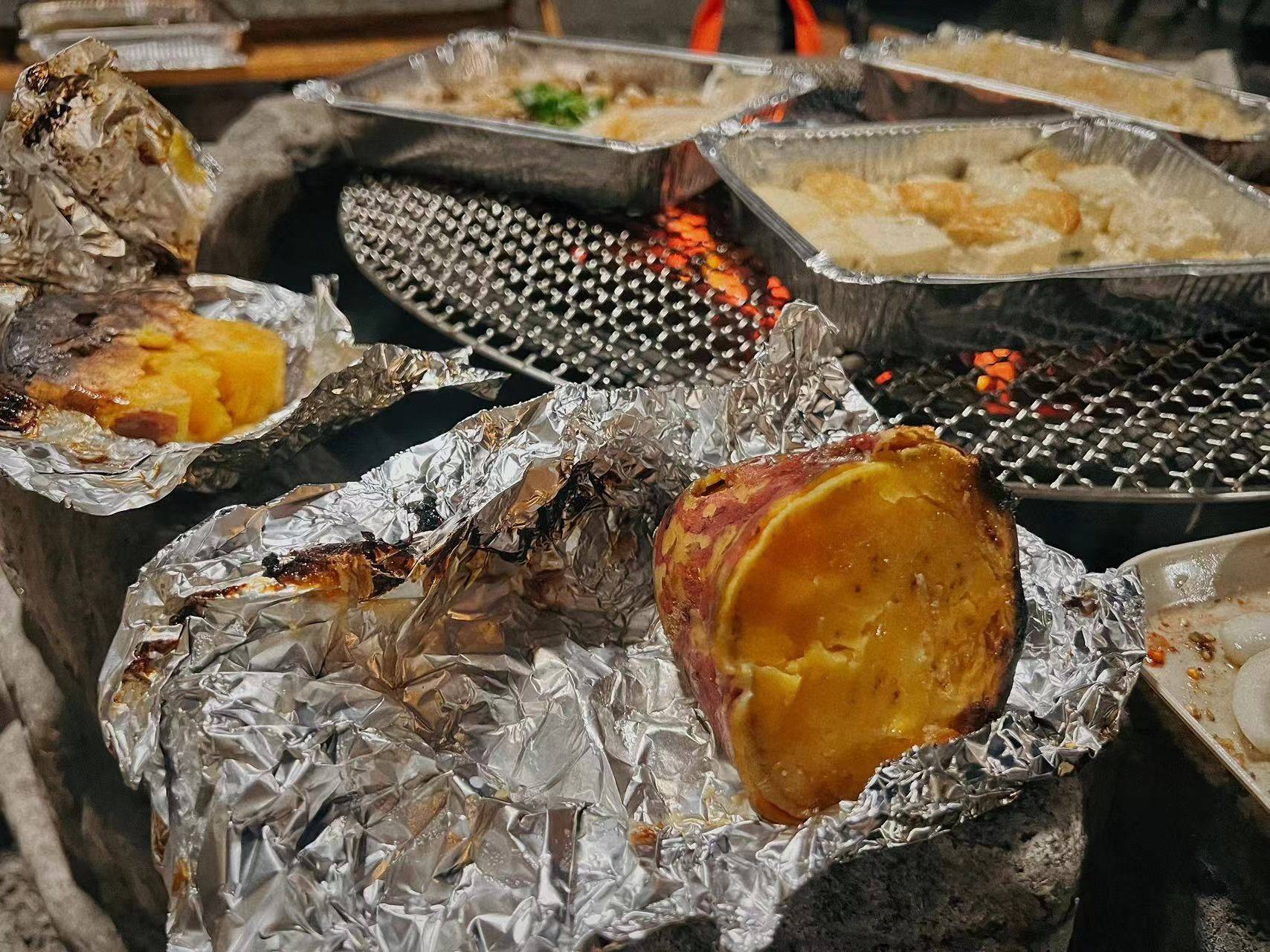 大冬天露营也是没谁了