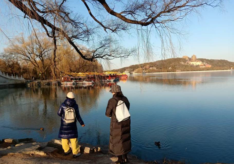 跟2024年的最后一抹夕阳挥一挥手咯~