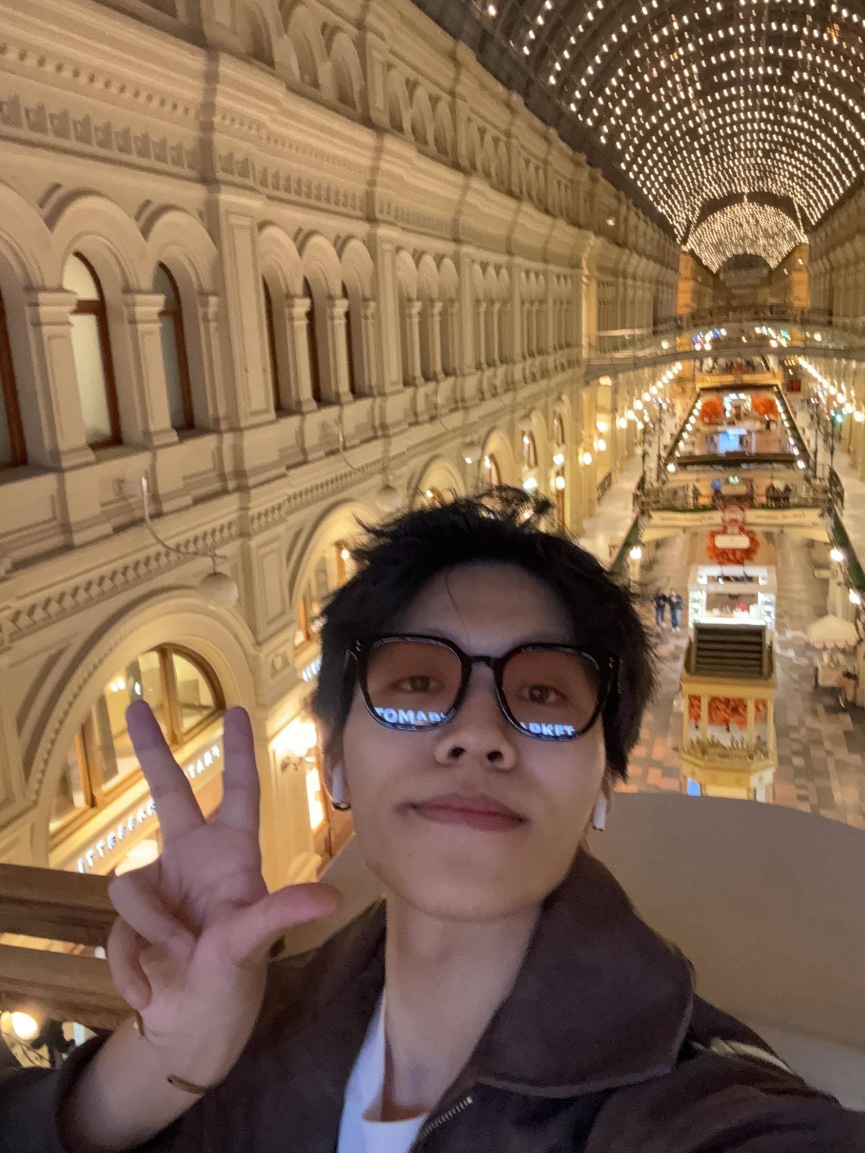 上海体育馆，上海游泳馆，天钥桥路找室友 