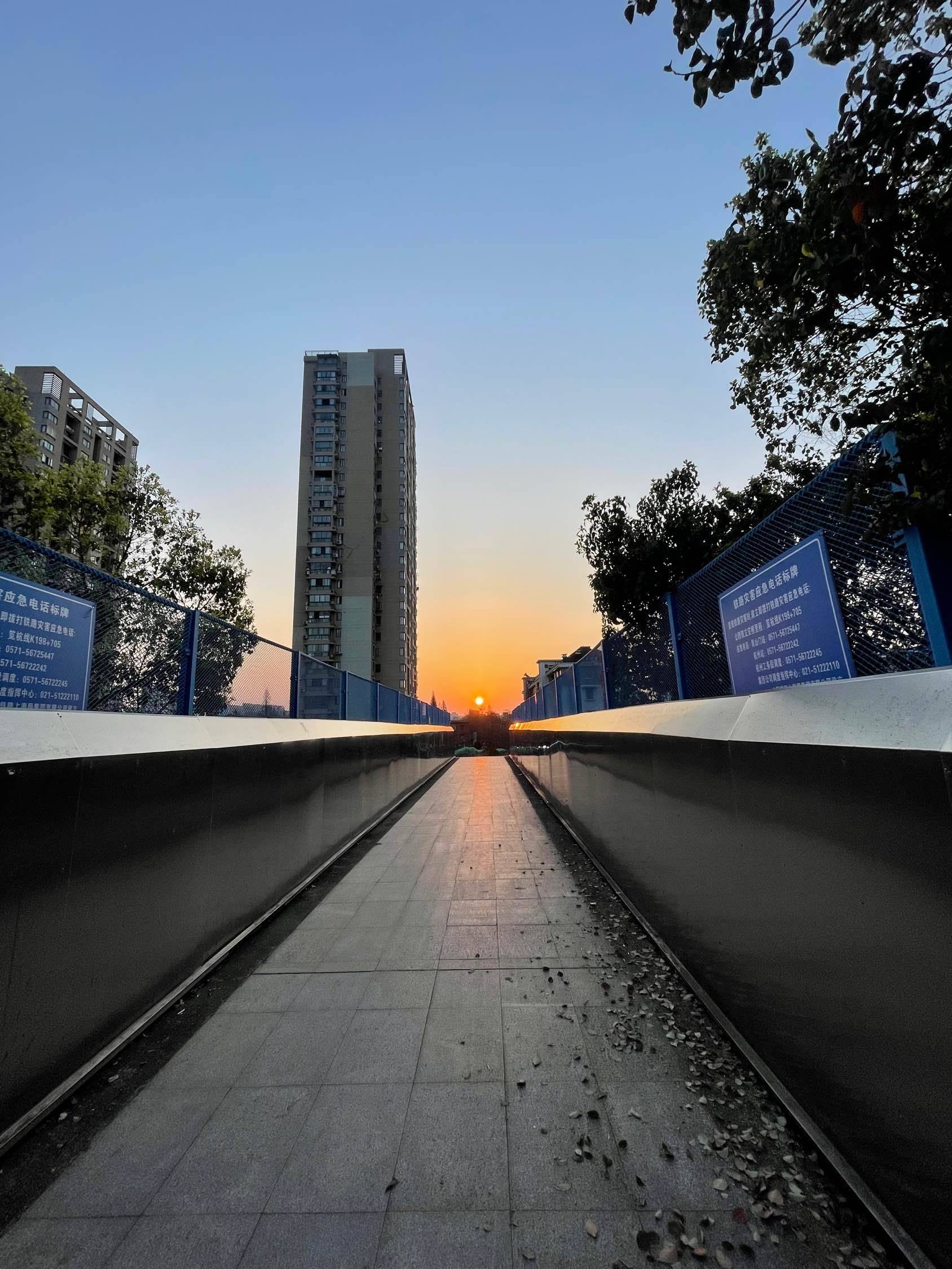 市中心最美日出打卡点