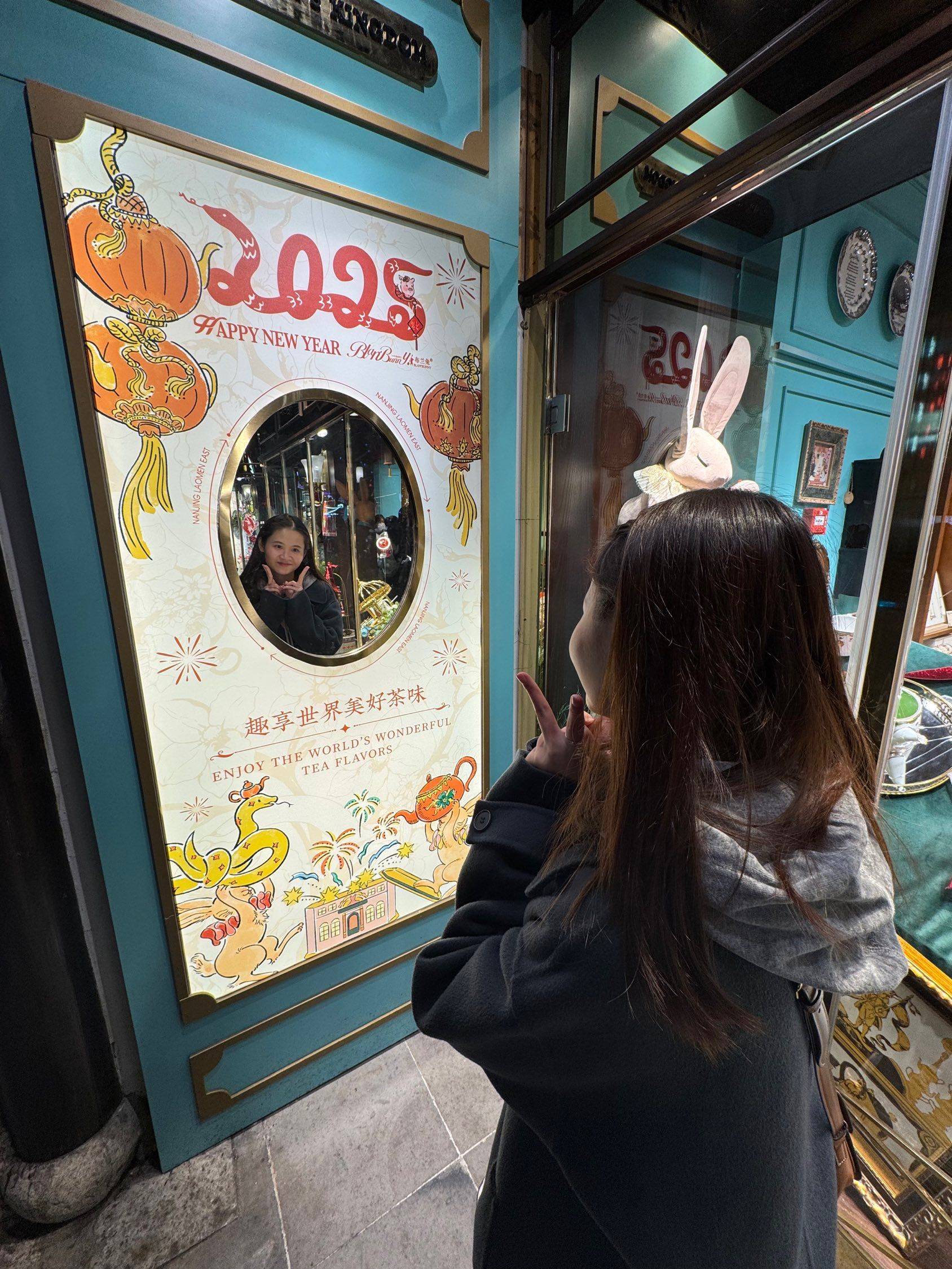 镜子里的自己_1