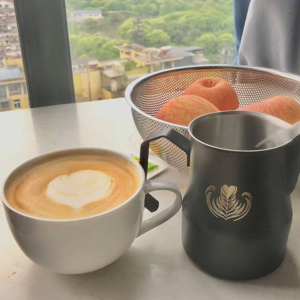 室友快来 在线等 急急急 _0