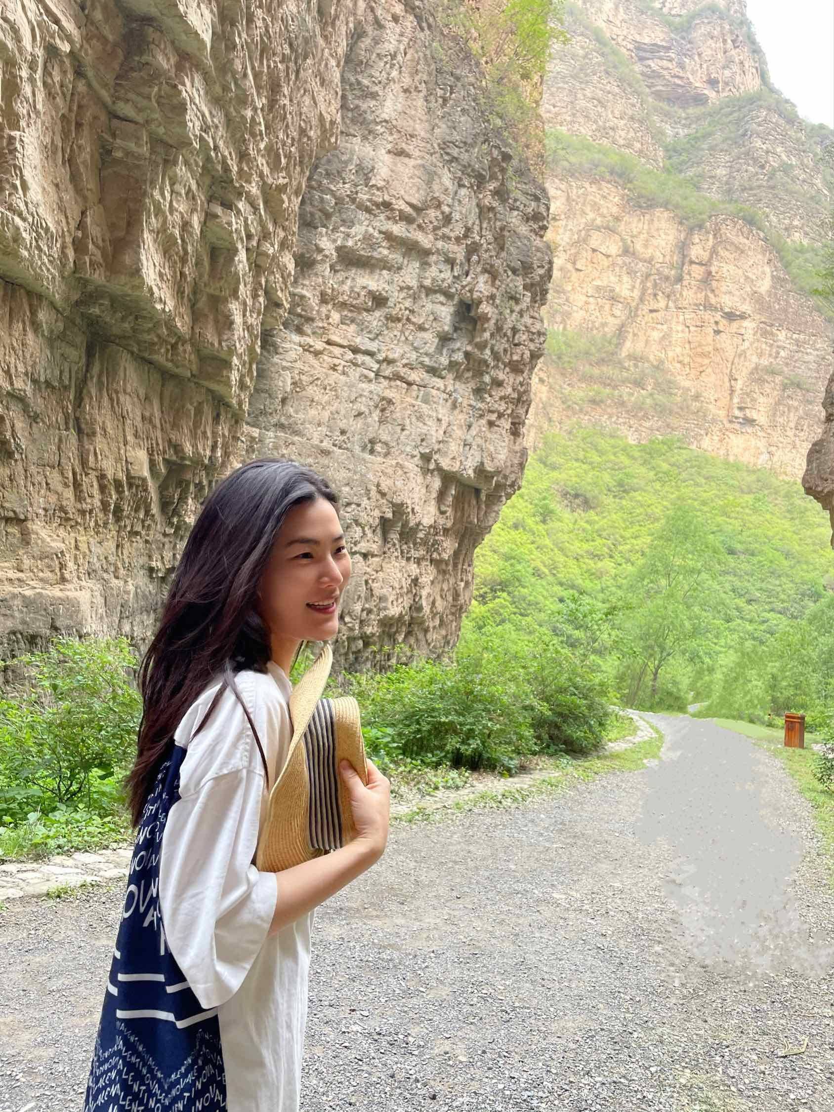 发照片才有流量，招女室友，看看我房子吧_0