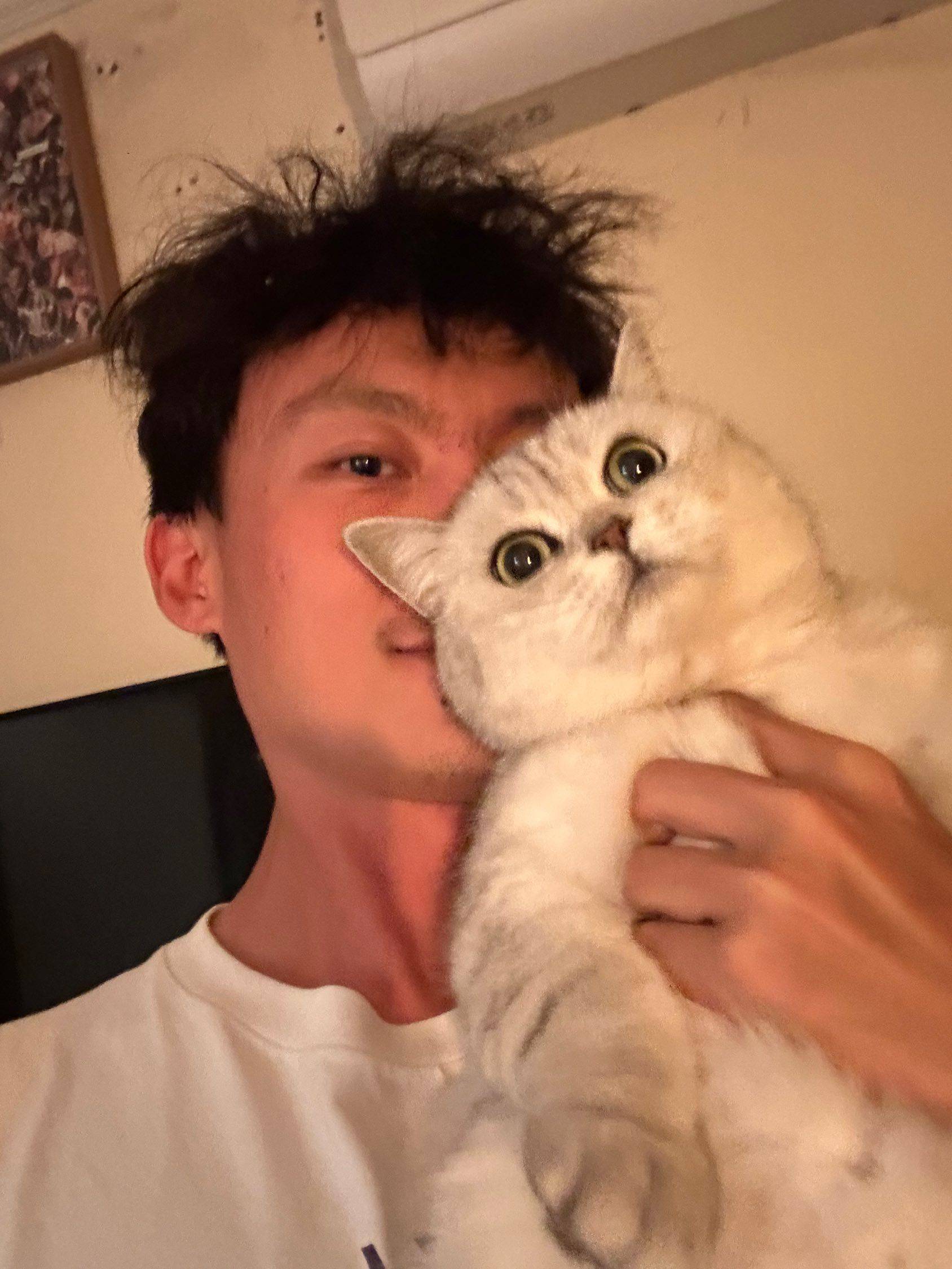 上海浦东找男生室友！有房！