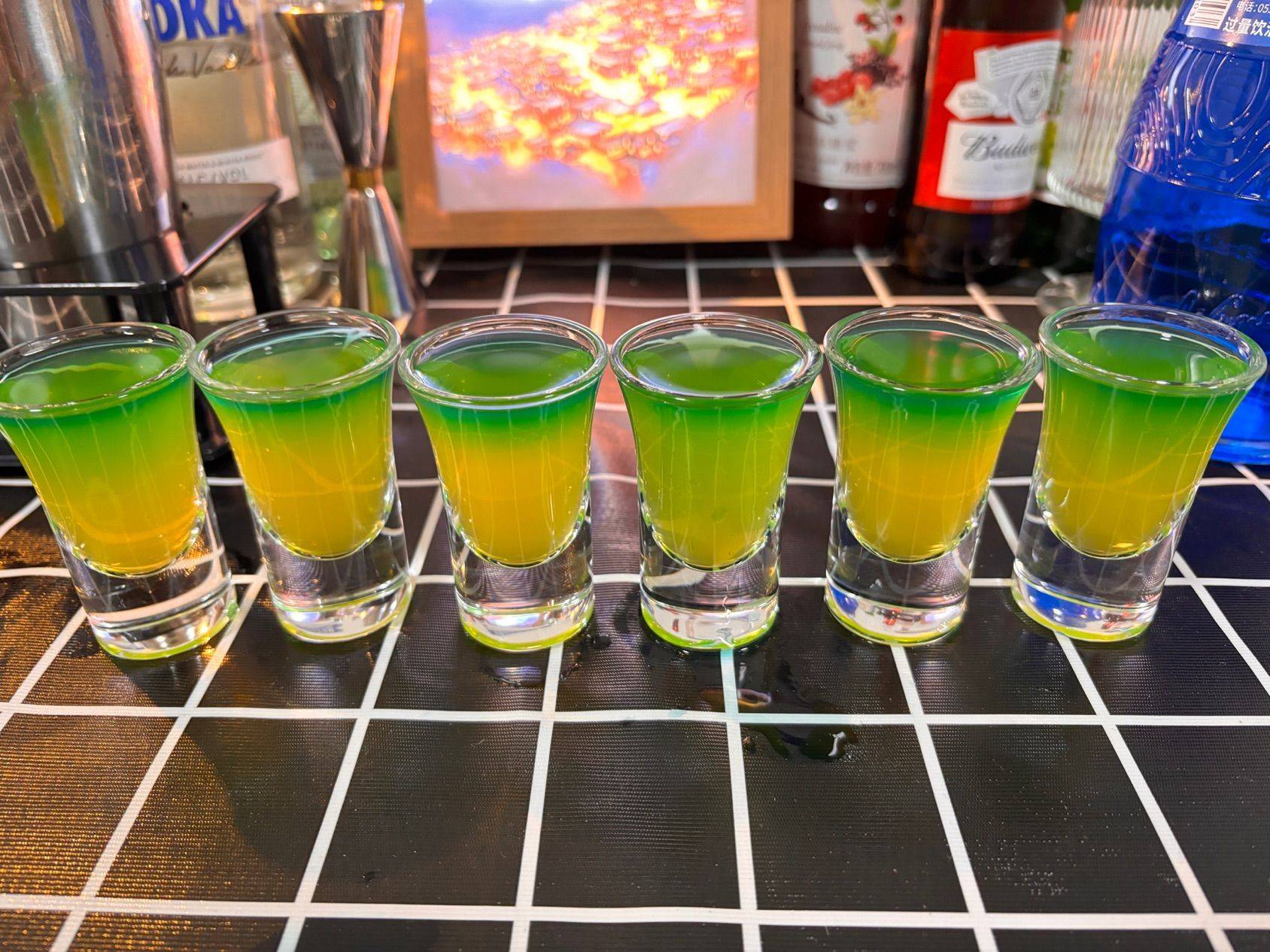 当然要微醺一下啦_0