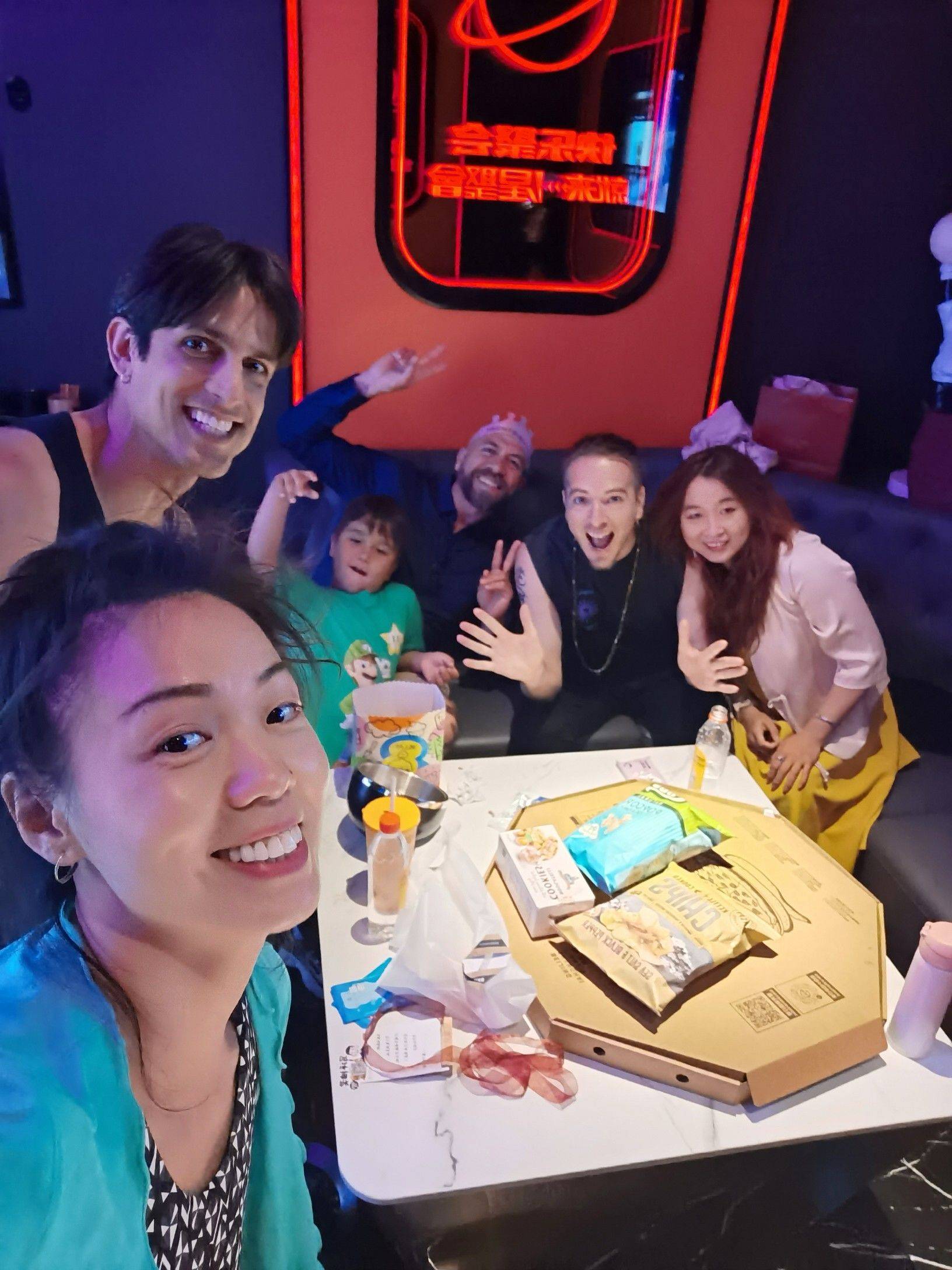  周末了 和朋友们一起打个卡 放松一下…_0