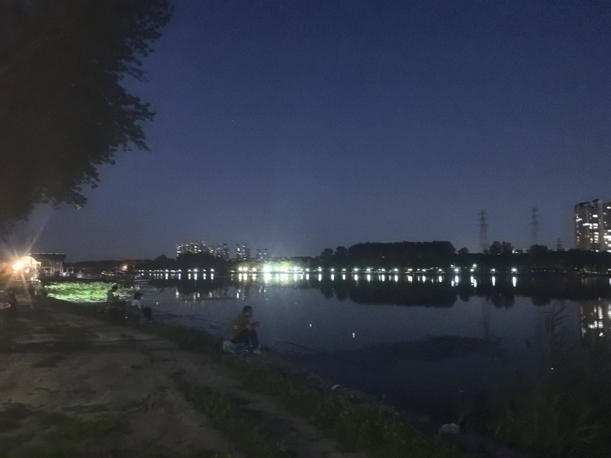 俸伯桥夜景钓鱼🎣_2