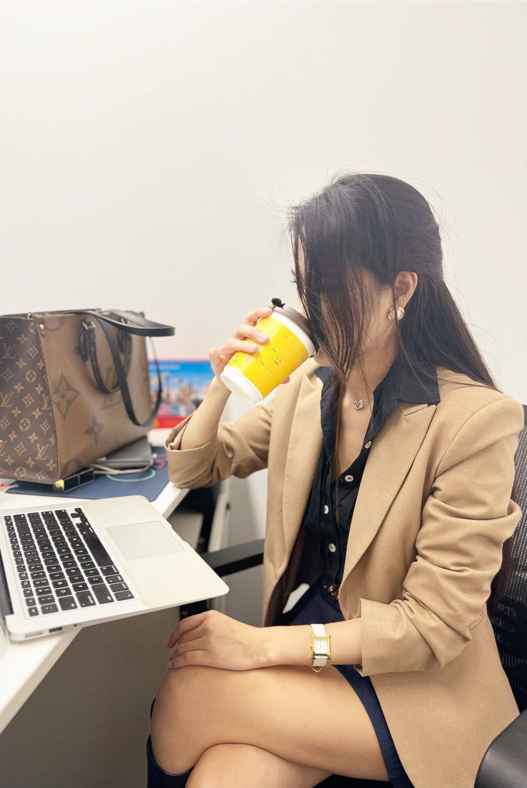 徐汇转租/短租，一室户精装_0