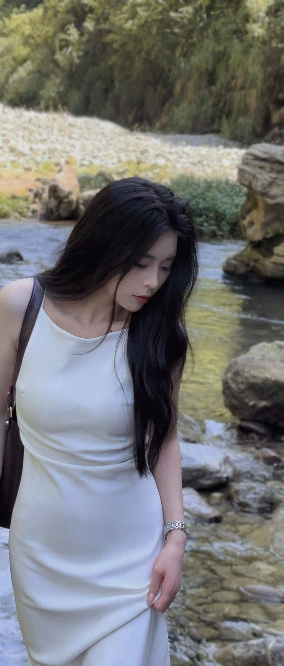 𝙃𝙖𝙥𝙥𝙮 𝙈𝙤𝙢𝙚𝙣𝙩◡̈ _1