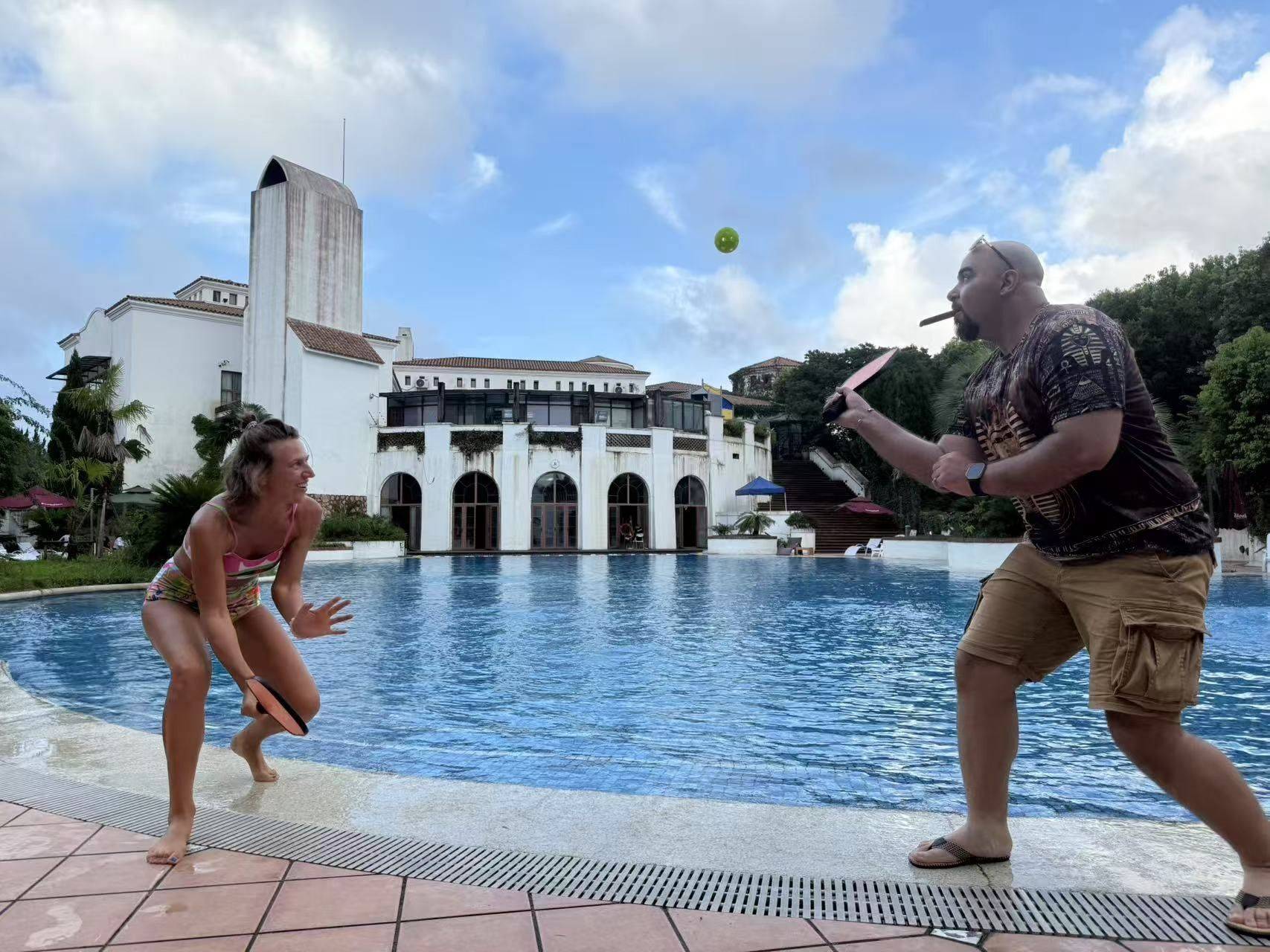 Pickleball in the pool _4