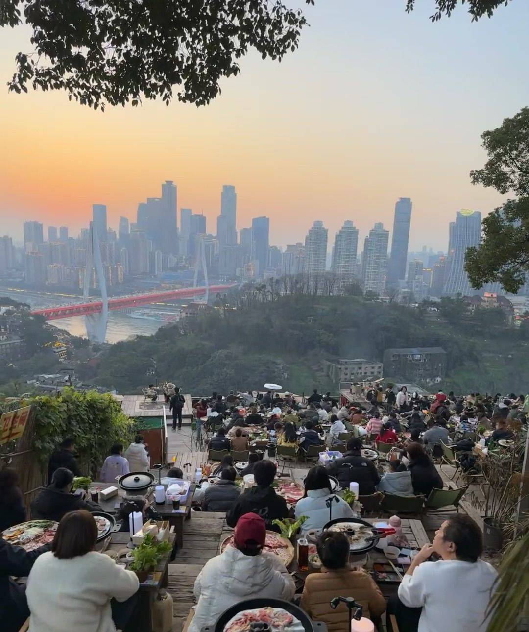 神仙房东看看我 /山城的夏天⛰️/来自_0