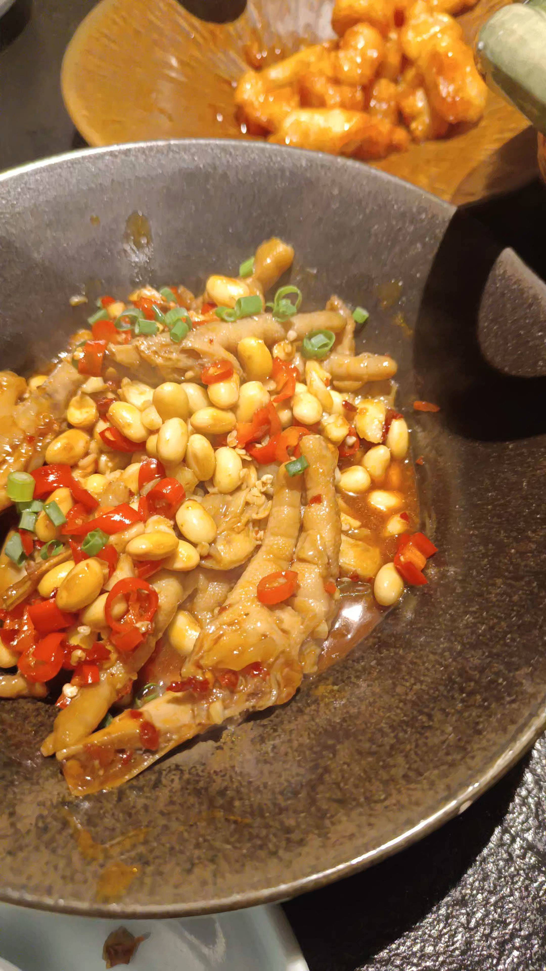  麻辣鸡爪 